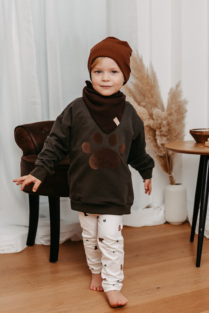 Oversized Sweater Paw