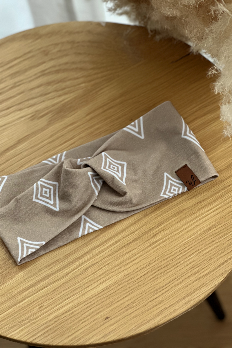 Stirnband Raute mit Knoten