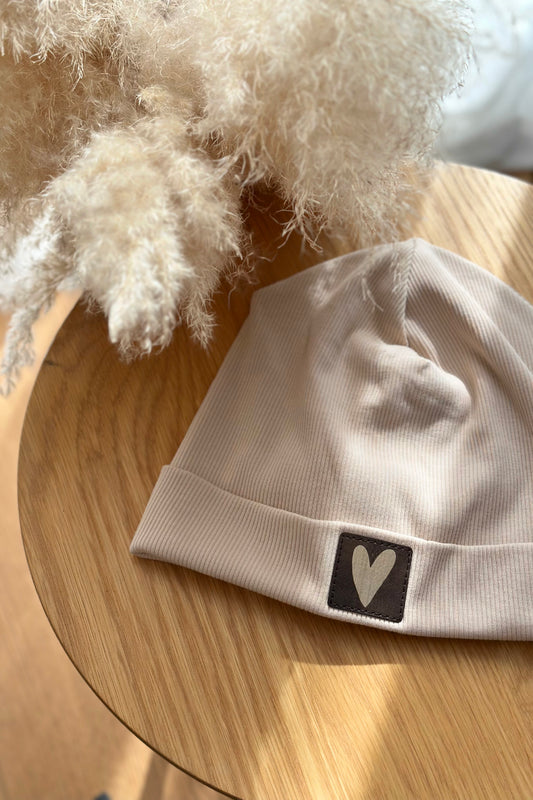Beanie Beige "golden Heart"
