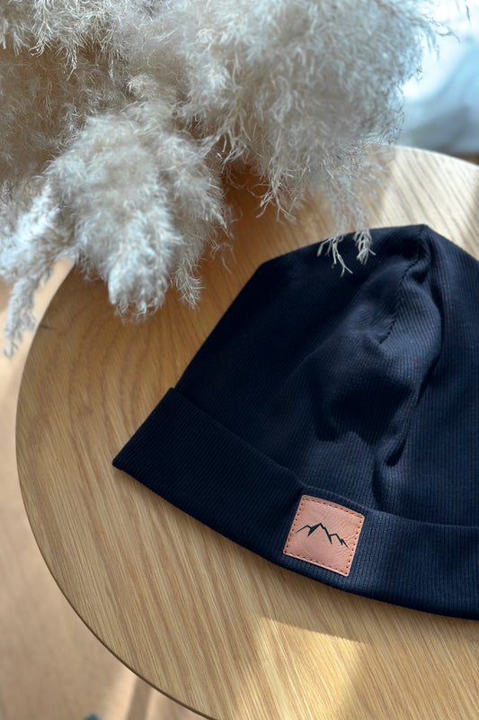 Beanie Black "Mountain"