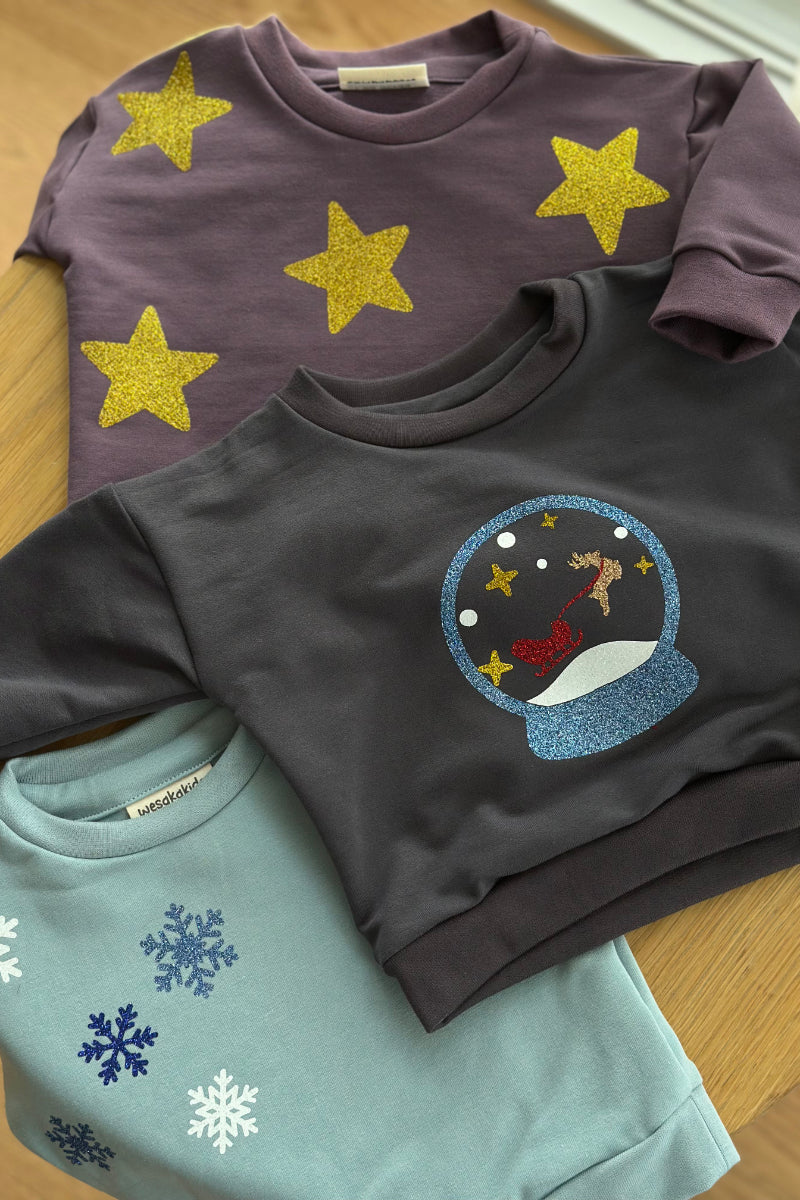 Falling Snowflakes - Christmas Sweater 2026
